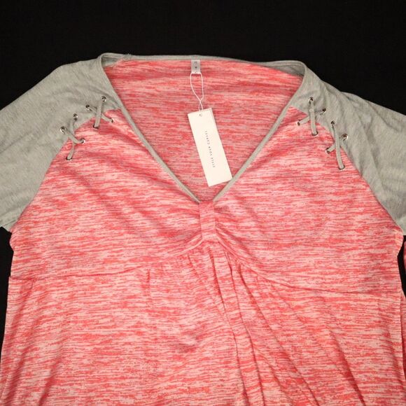 Rosegal 5X Blouse Pink & Gray w/shoe laced sleeve design NEW Renaissance flare - Picture 2 of 5